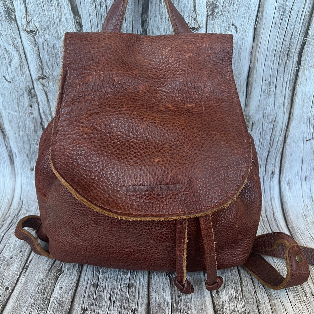 Portland Leather Bucket Backpack Purse Nutmeg